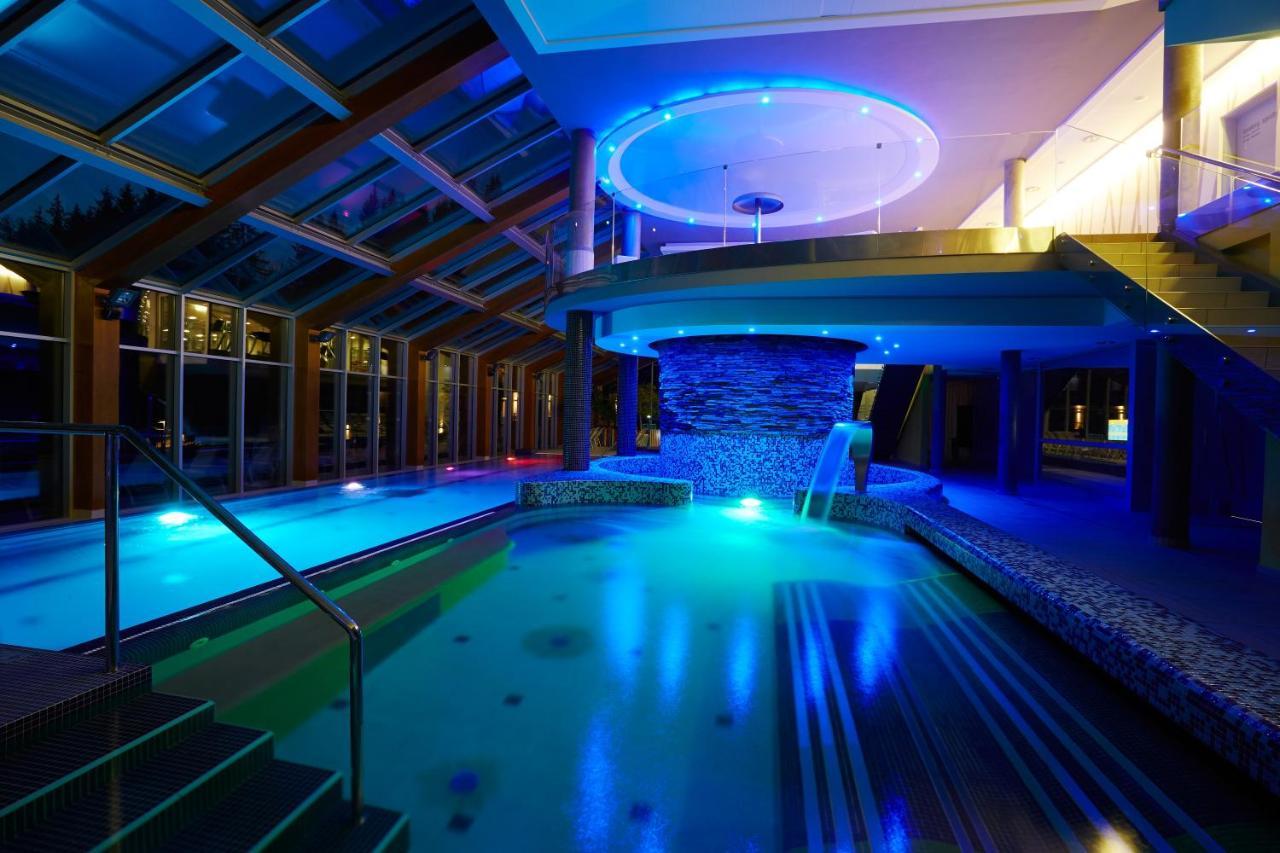 Spa Hotel Lanterna Velké Karlovice Eksteriør billede