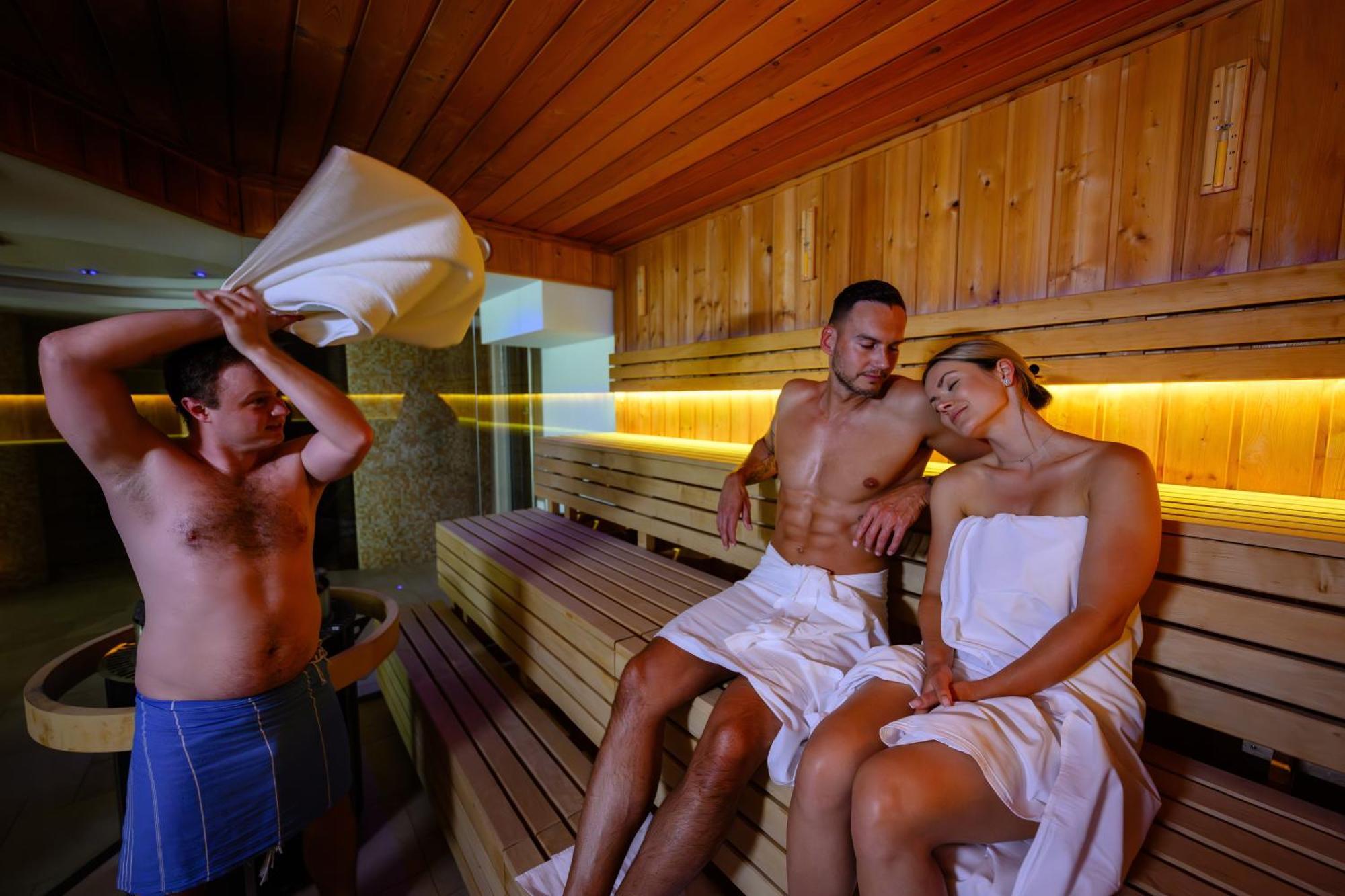 Spa Hotel Lanterna Velké Karlovice Eksteriør billede