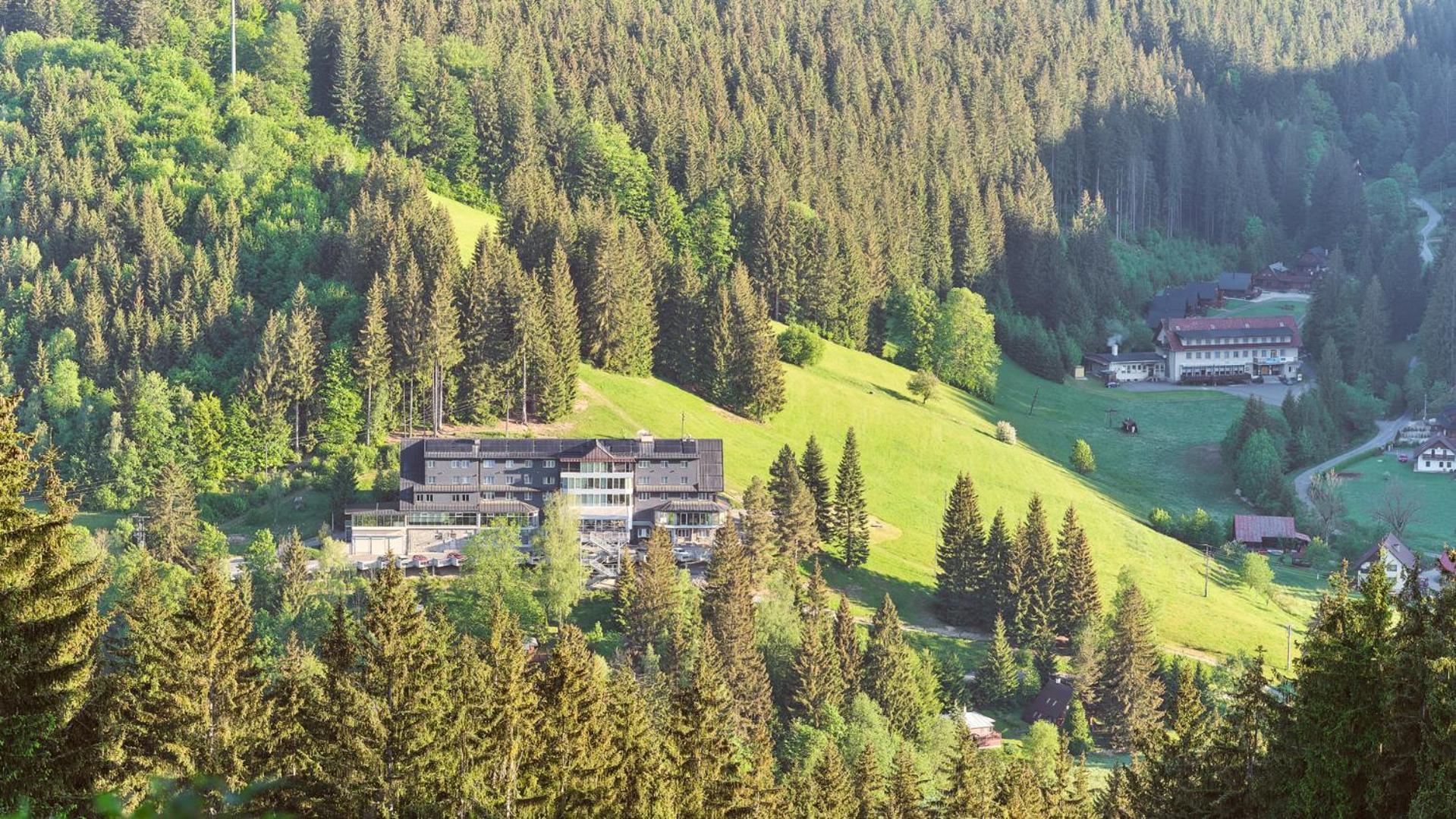 Spa Hotel Lanterna Velké Karlovice Eksteriør billede
