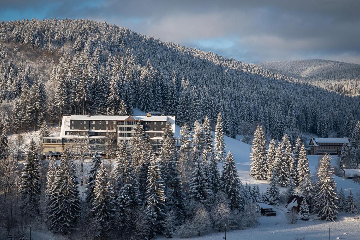 Spa Hotel Lanterna Velké Karlovice Eksteriør billede