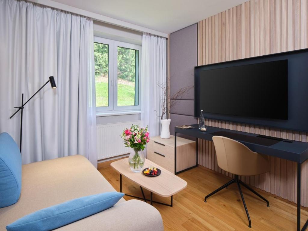 Spa Hotel Lanterna Velké Karlovice Eksteriør billede